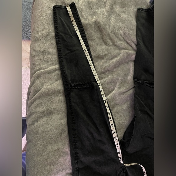 Super Hi-Rise Jegging Washed Black Denim Jeans - Picture 8 of 9